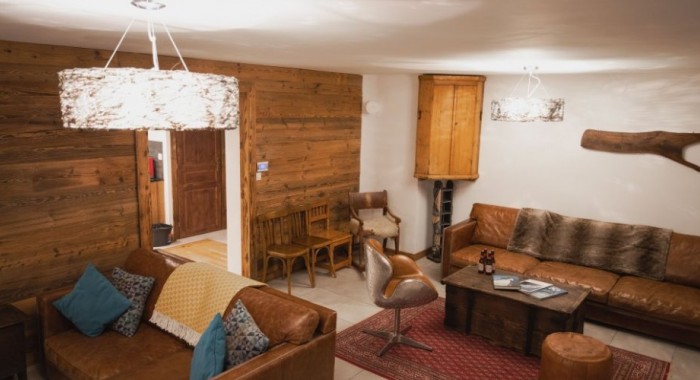 Chalet Five 25, Morzine ski chalet, image 3